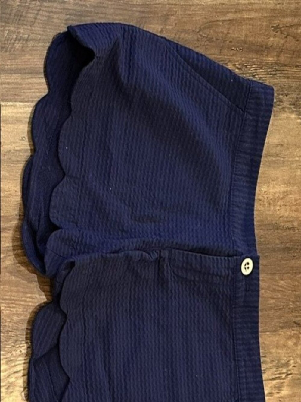 Lilly Pulitzer Navy Scalloped Hem Shorts – Size 4 – Textured Coastal Preppy